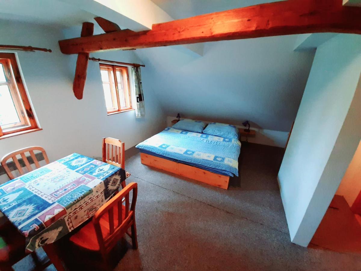 Apartman Roubenka Vsemily Jetřichovice Esterno foto